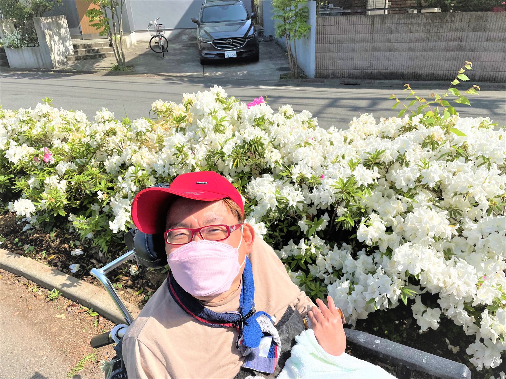 目がぱっちり貢さん